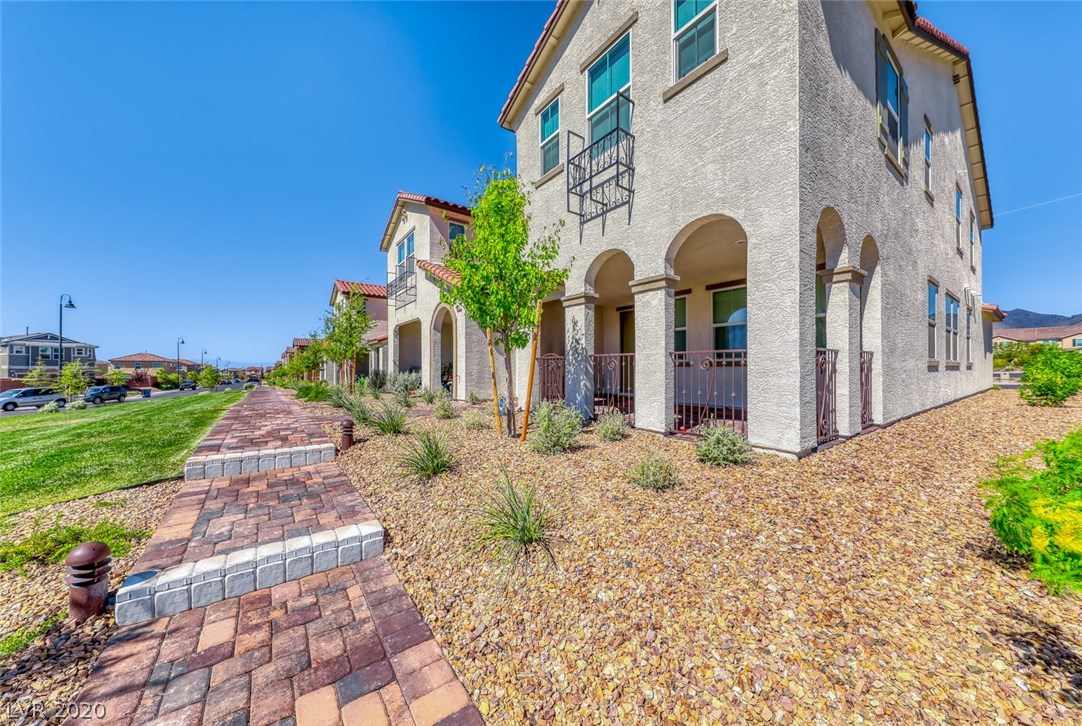 2878 Turnstone Ridge Street Henderson, NV 89044 - Photo 3 of 31 Gallery Image 3