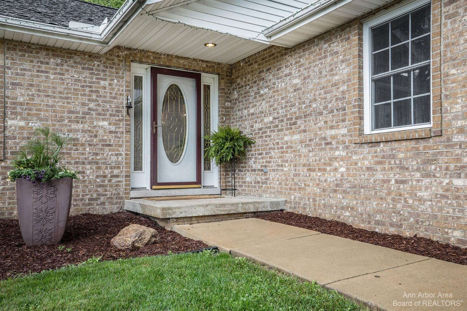 1600 Taylor Road Tecumseh, MI 49286 - Photo 5 of 54 Photo 5