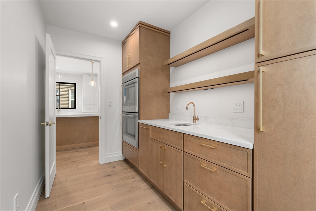 233 Powder House Boulevard Somerville, MA 02144 - Photo 10 of 40