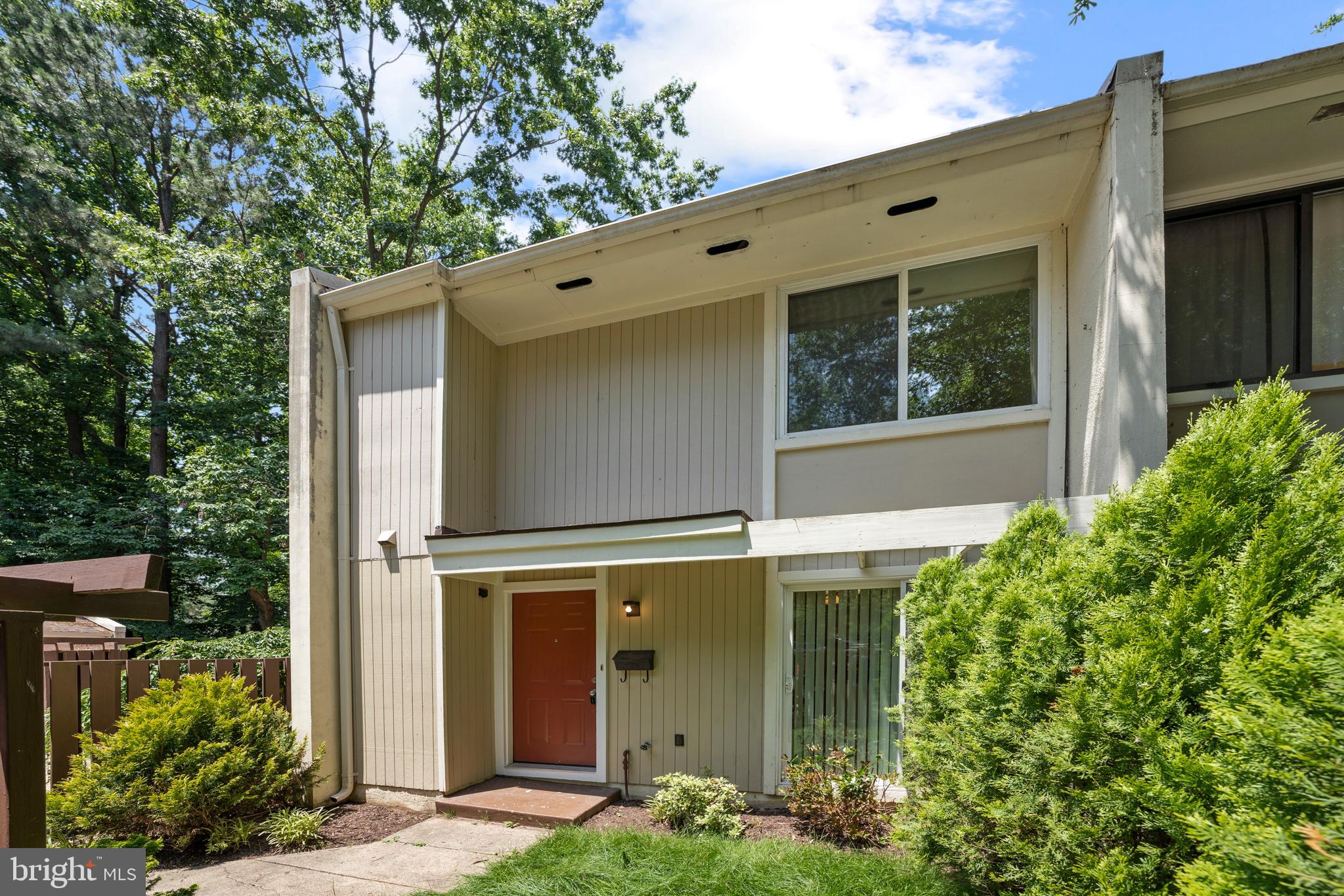2346 Southgate Square Reston, VA 20191 - Photo 1 of 43 Welcome to 2346 Southgate Square!