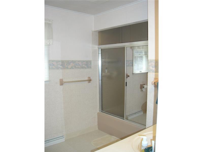 110 Yankee Ridge Road Mercer, PA 16137 - Photo 6 of 16 Full Bath.