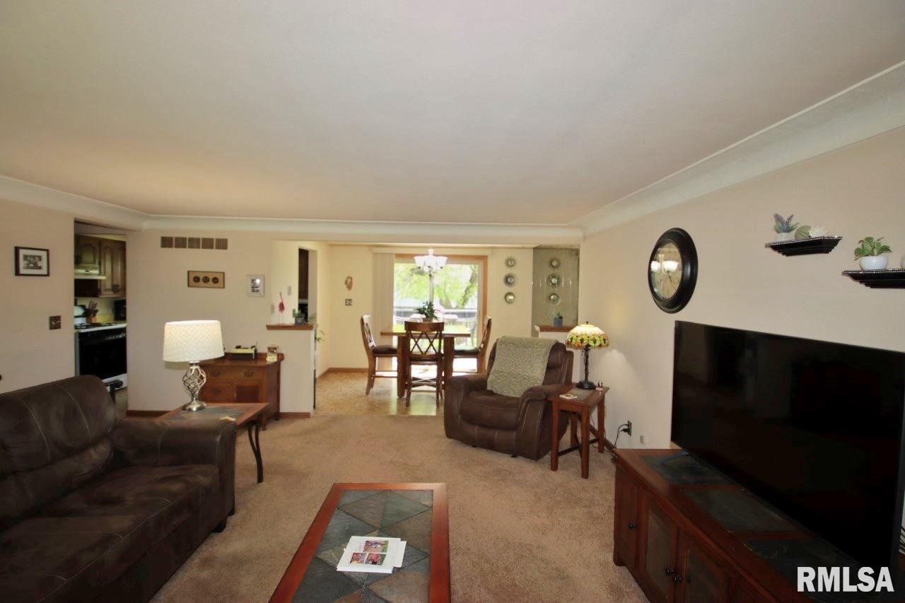204 Hemlock Street Pekin, IL 61554 - Photo 18 of 71