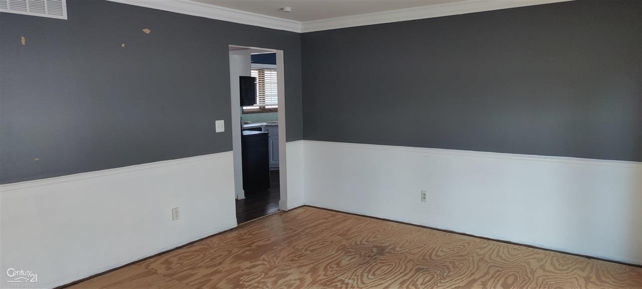 29910 High Valley Road Farmington, MI 48331 - Photo 10 of 34