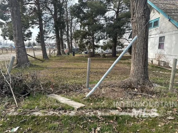 $175,000 | 8401 West Idaho Boulevard, Letha, ID 83636