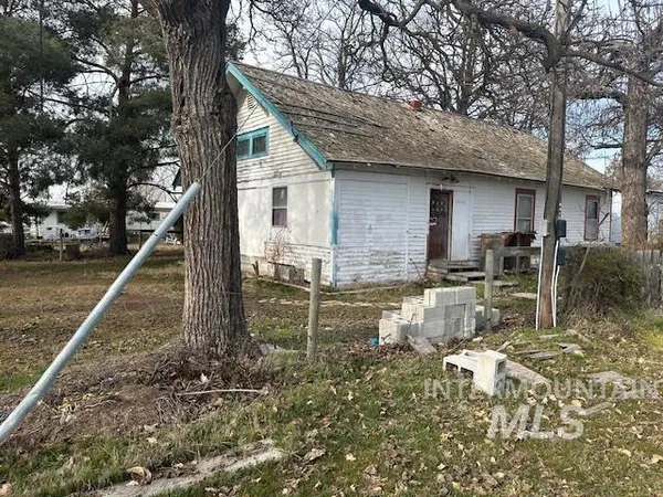 $175,000 | 8401 West Idaho Boulevard, Letha, ID 83636