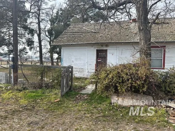 $175,000 | 8401 West Idaho Boulevard, Letha, ID 83636