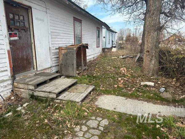 $175,000 | 8401 West Idaho Boulevard, Letha, ID 83636