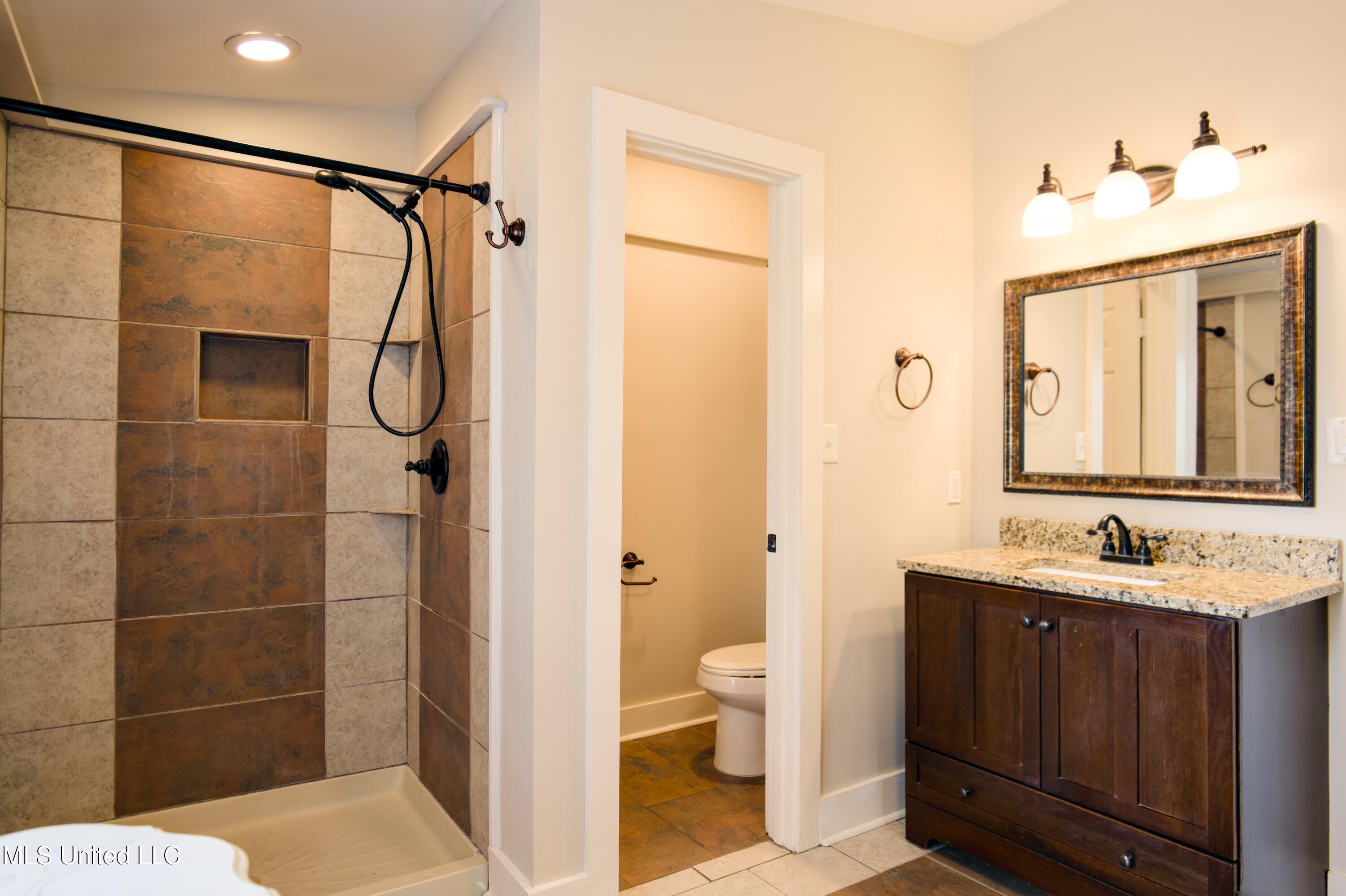 392 Ashburn Street Natchez, MS 39120 - Photo 13 of 29 P1190531