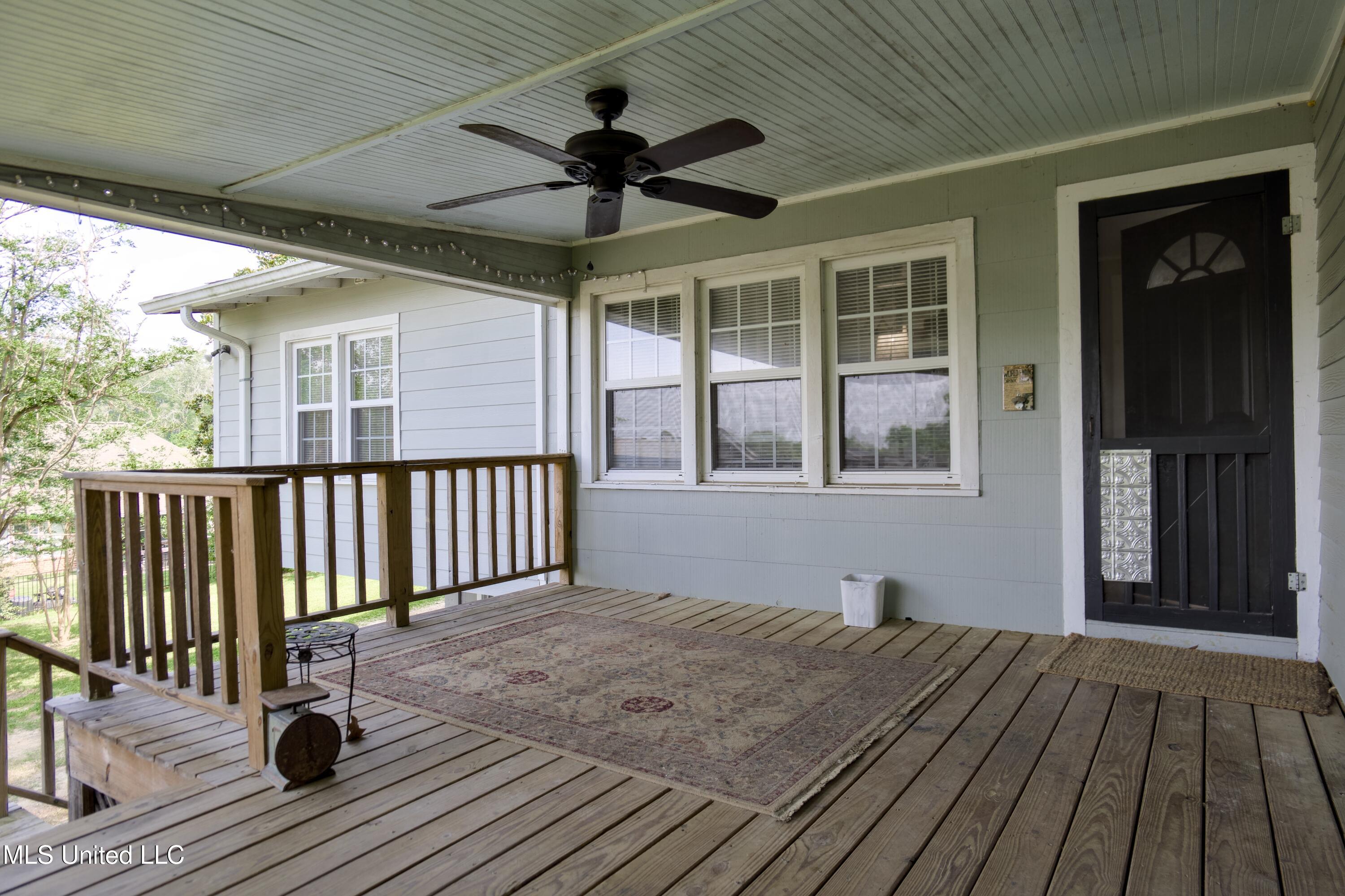 392 Ashburn Street Natchez, MS 39120 - Photo 20 of 29 P1190565