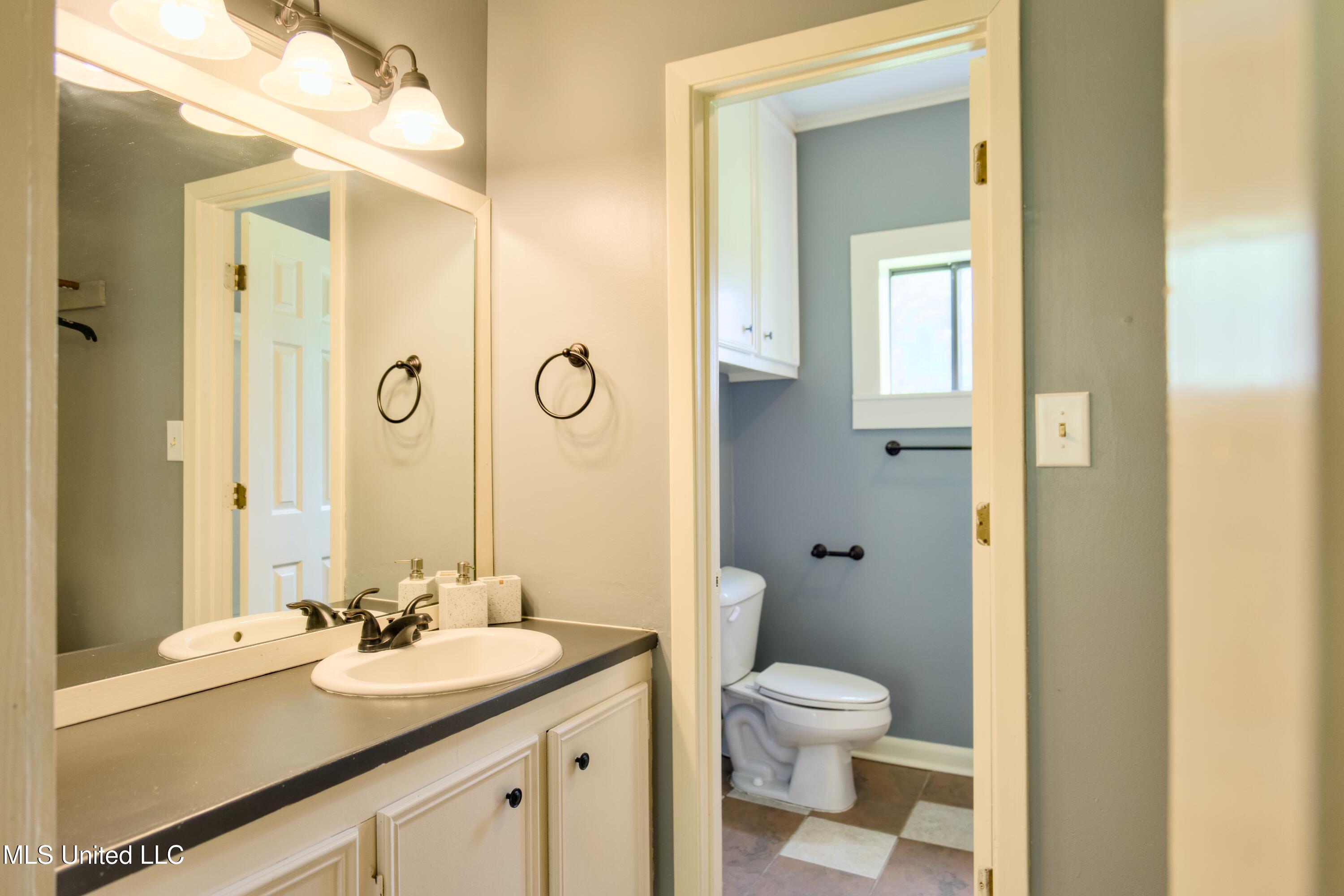 392 Ashburn Street Natchez, MS 39120 - Photo 26 of 29 P1190589