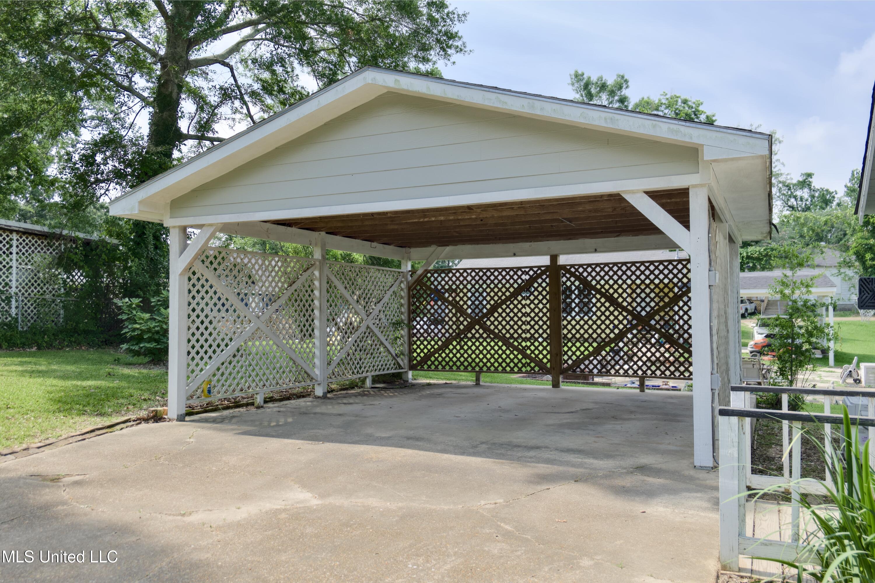 392 Ashburn Street Natchez, MS 39120 - Photo 29 of 29 P1190569