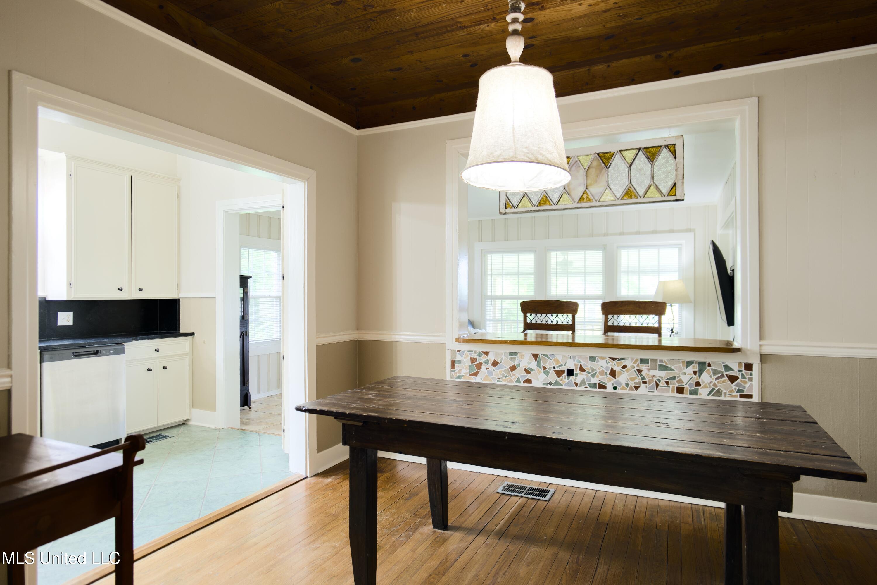 392 Ashburn Street Natchez, MS 39120 - Photo 7 of 29 P1190540