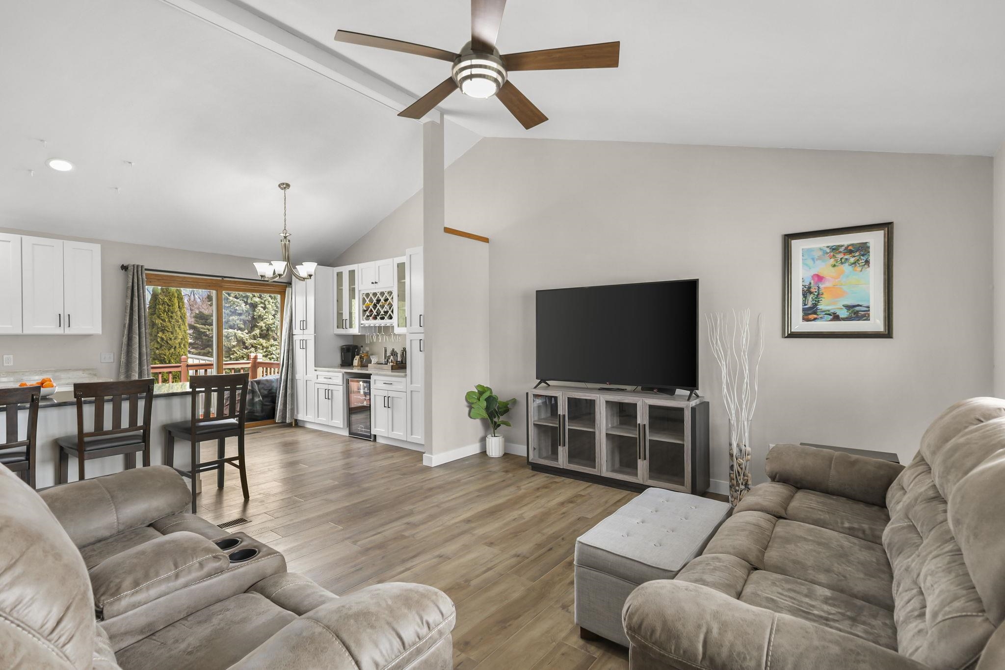 6318 7 Pines Avenue Madison, WI 53718 - Photo 9 of 39