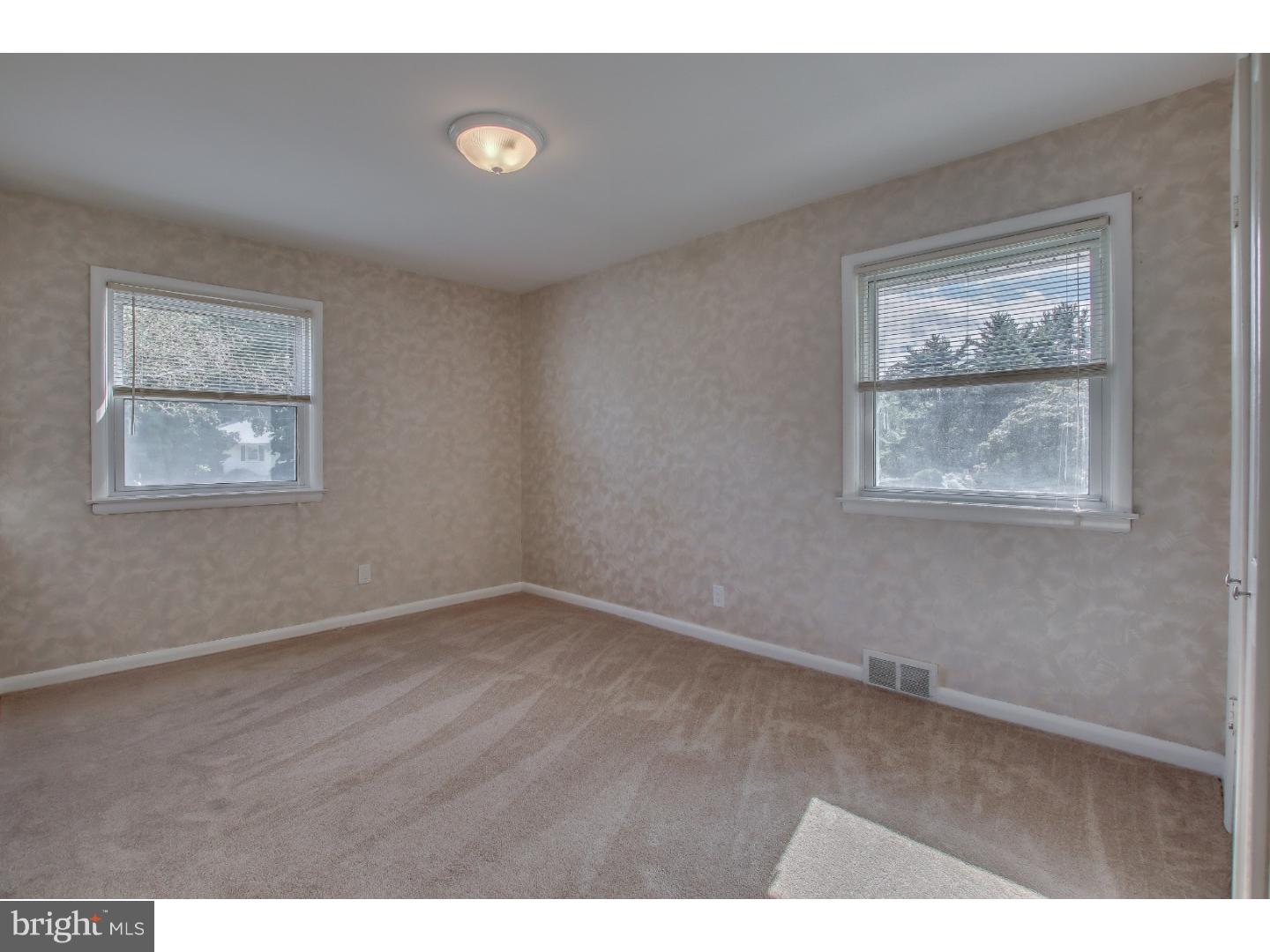 641 Linton Road Huntingdon Valley, PA 19006 - Photo 20 of 25 Bedroom 3