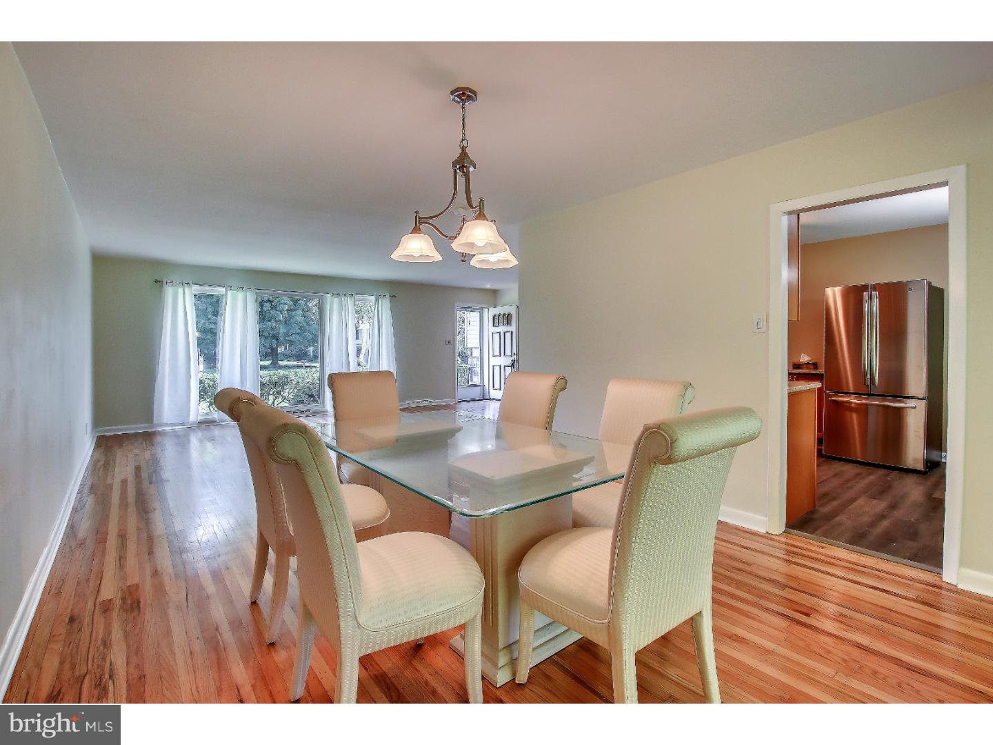 641 Linton Road Huntingdon Valley, PA 19006 - Photo 9 of 25 Dining Room