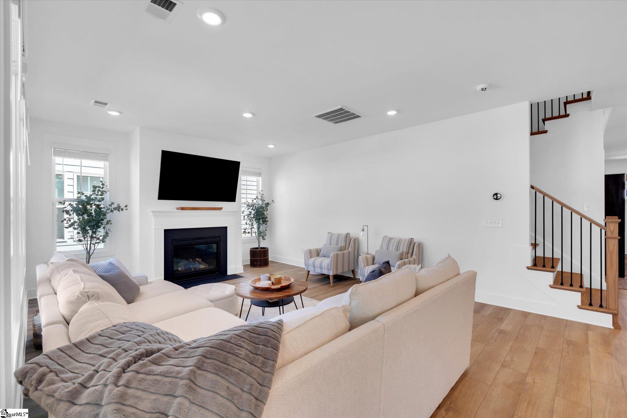 102 Moorish Circle Fountain Inn, SC 29644 - Photo 11 of 35