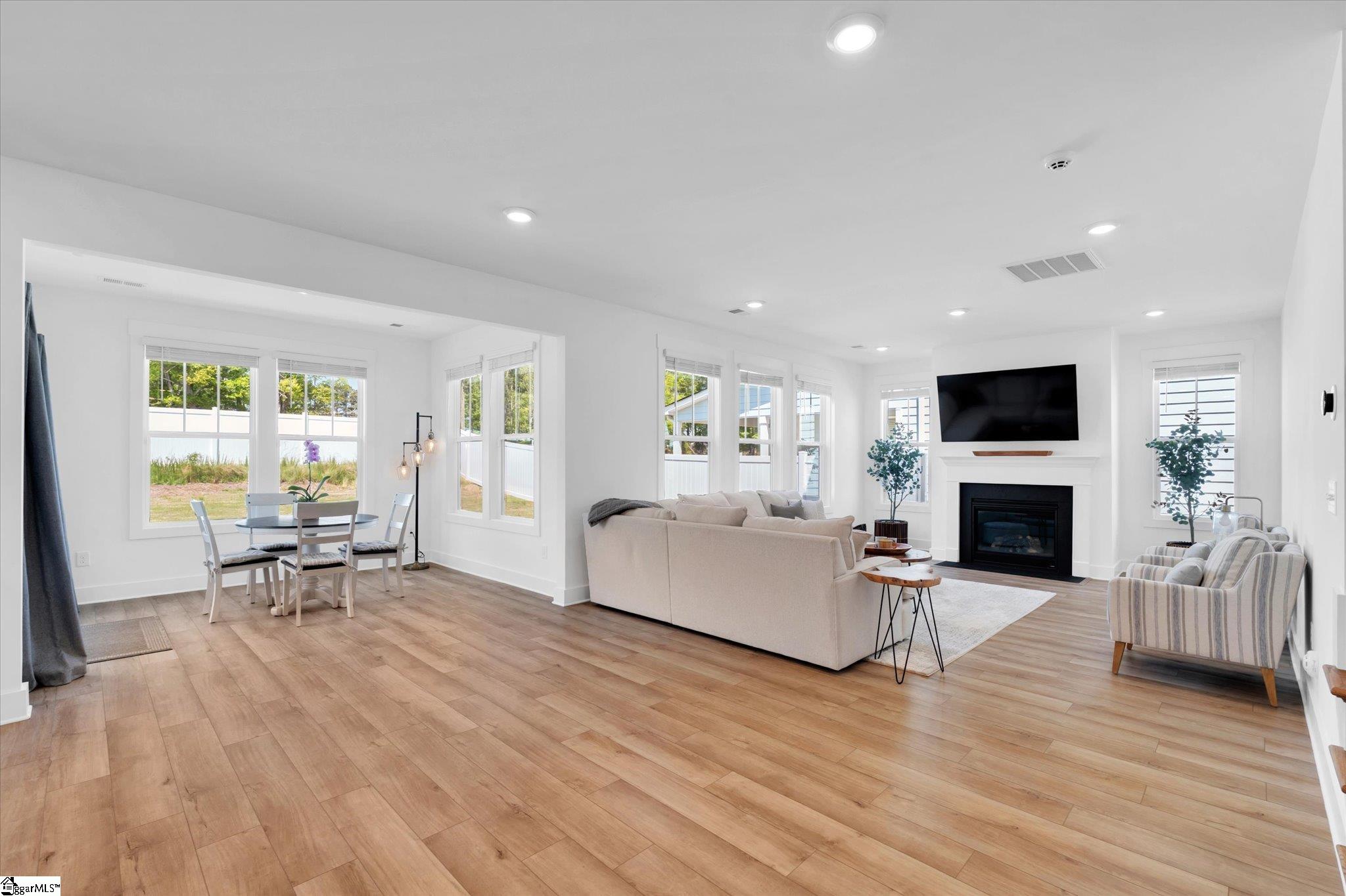 102 Moorish Circle Fountain Inn, SC 29644 - Photo 10 of 35