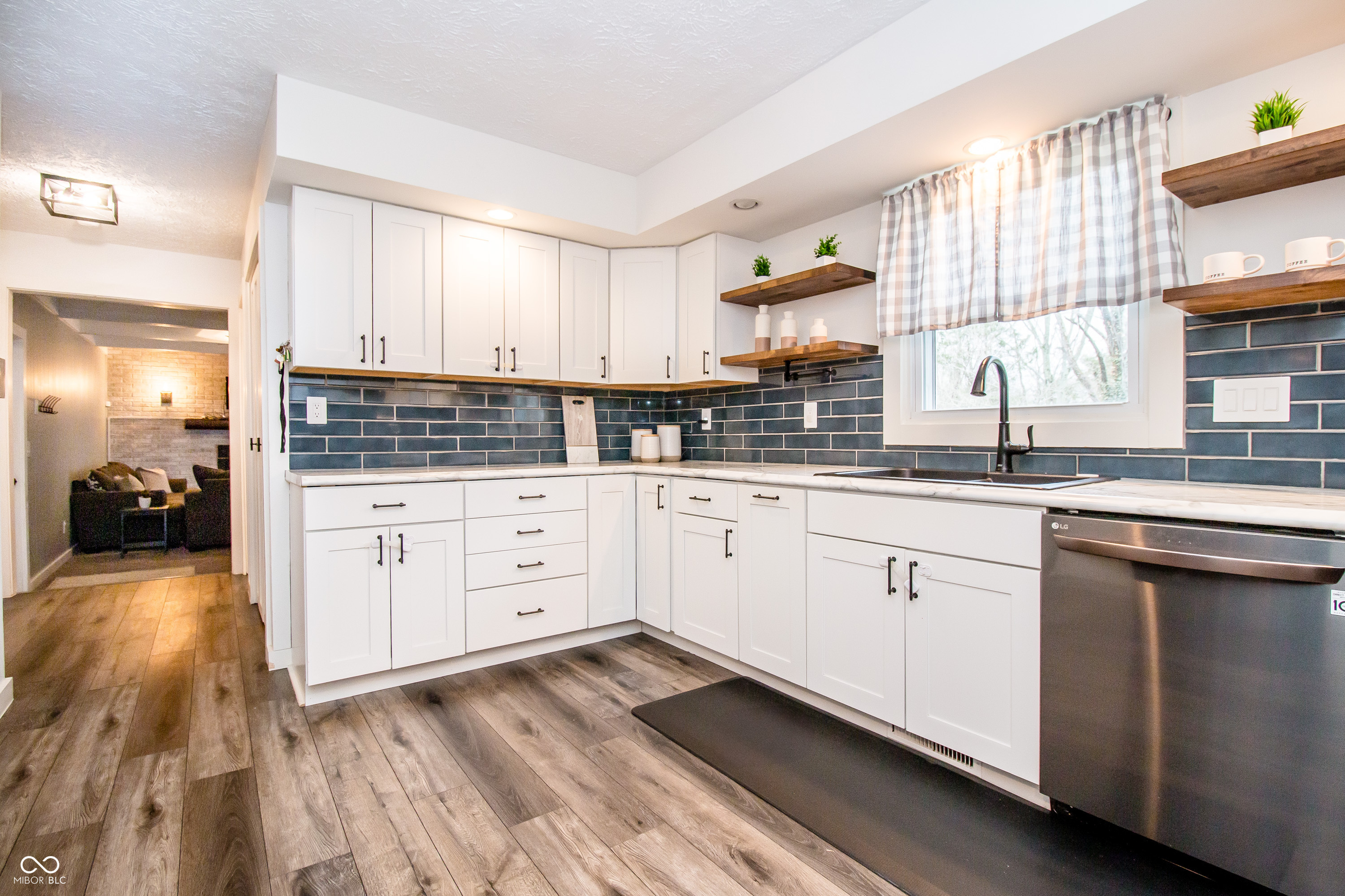 632 Ridgeview Lane Columbus, IN 47201 - Photo 15 of 40 Gallery Image 15