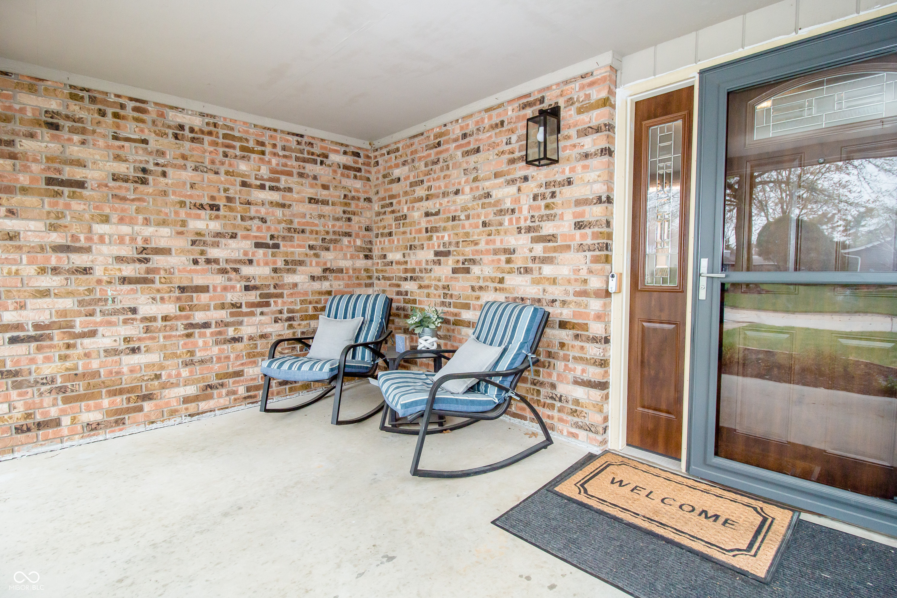 632 Ridgeview Lane Columbus, IN 47201 - Photo 2 of 40 Gallery Image 2