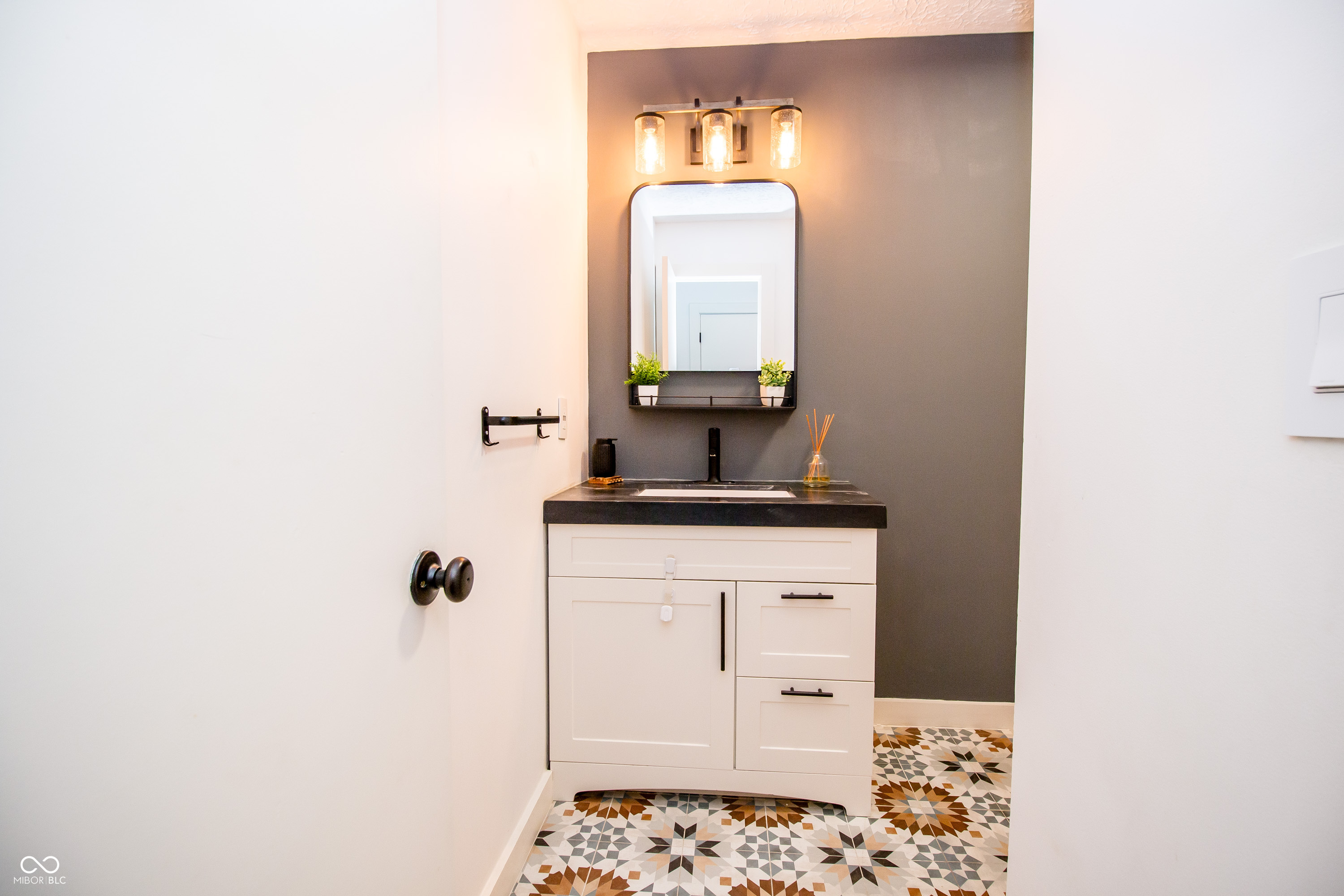 632 Ridgeview Lane Columbus, IN 47201 - Photo 21 of 40 Gallery Image 21
