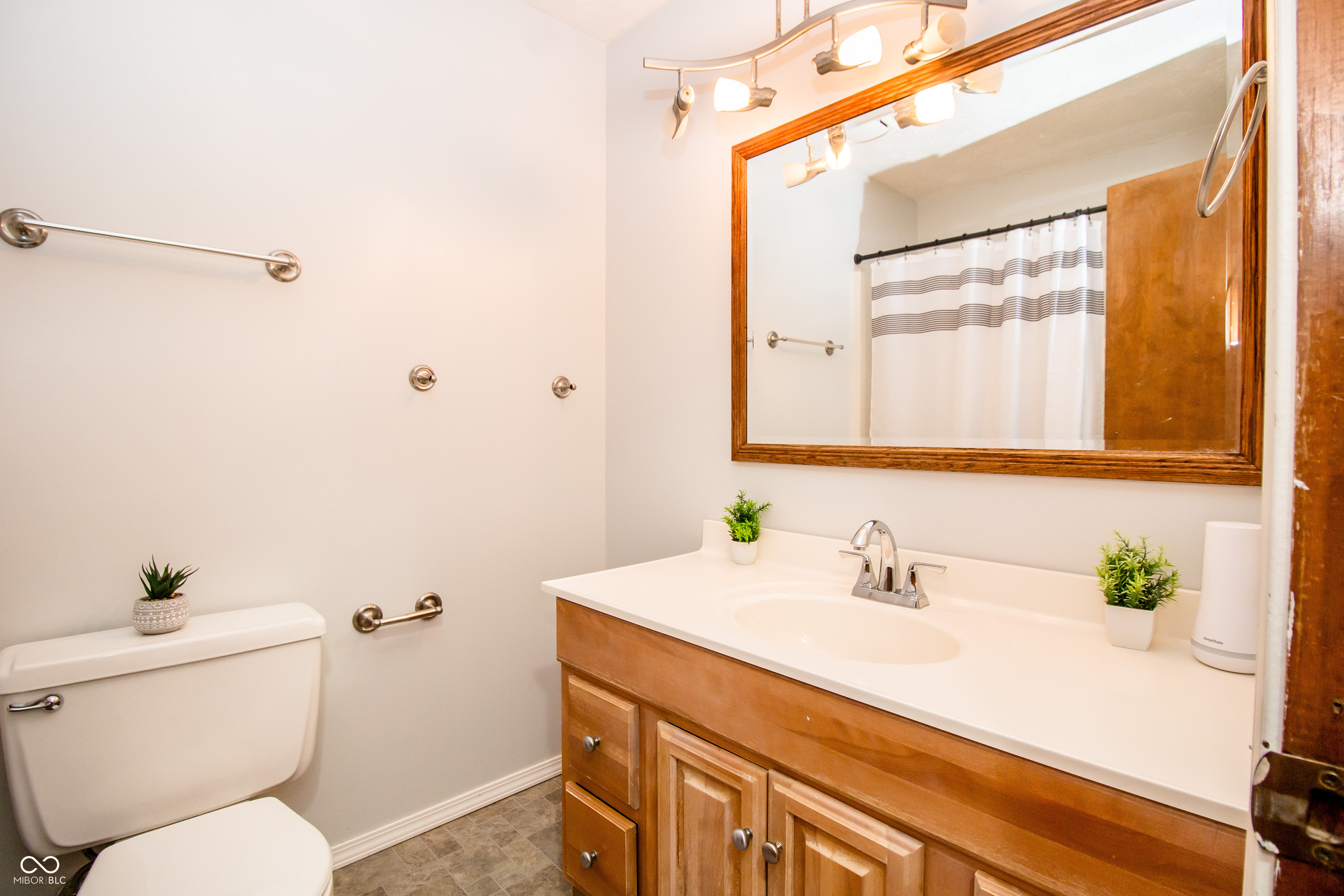 632 Ridgeview Lane Columbus, IN 47201 - Photo 29 of 40 Gallery Image 29