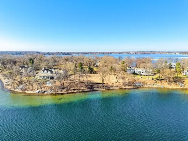 $3,500,000 | 2515 Manitou Island, White Bear Lake, MN 55110