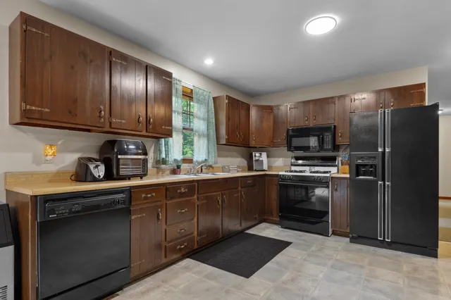 $399,000 | 13 Seyah Road, Shelburne, NH 03581