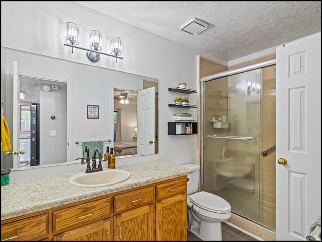 1166 North 700 West Centerville, UT 84014 - Photo 13 of 26