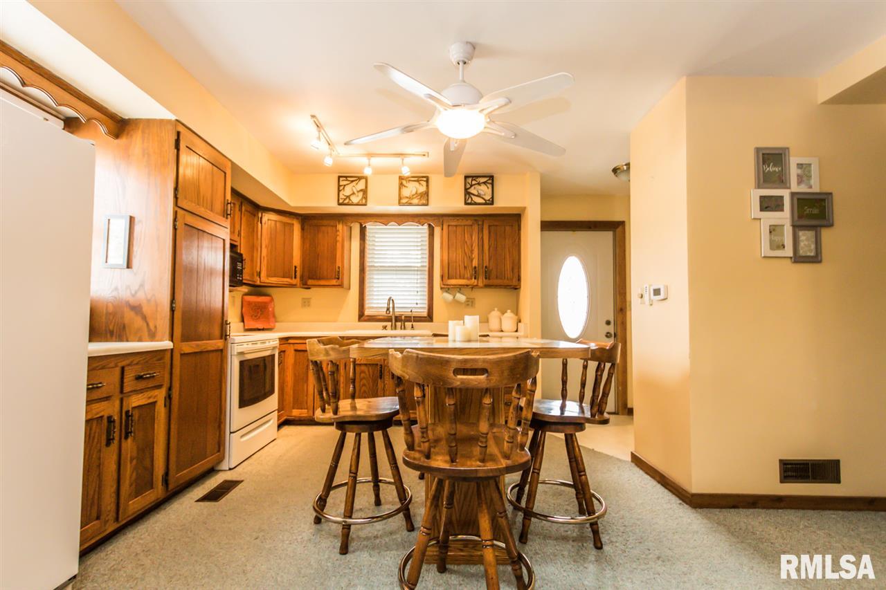 205 East Walnut Street Dunlap, IL 61525 - Photo 12 of 27 Gallery Image 12