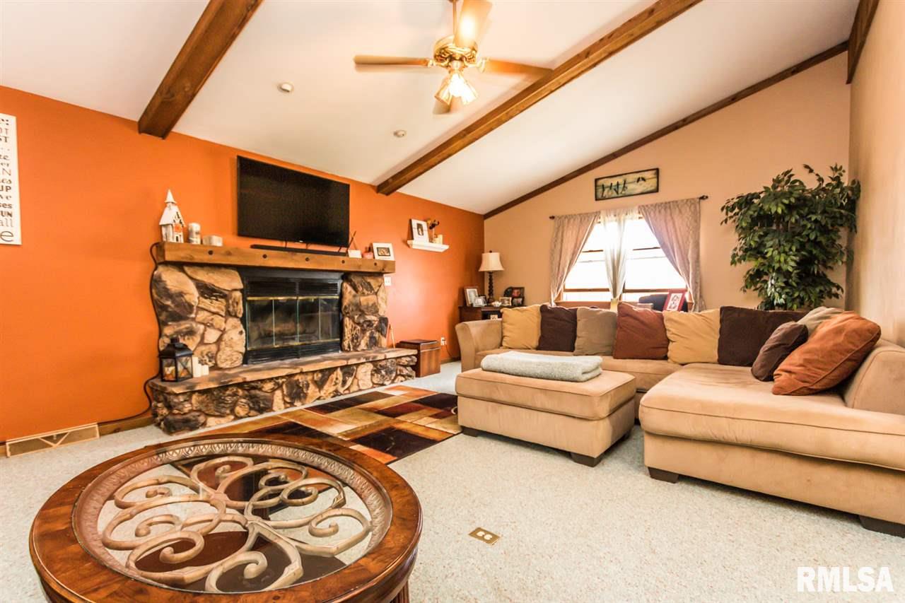 205 East Walnut Street Dunlap, IL 61525 - Photo 5 of 27 Gallery Image 5
