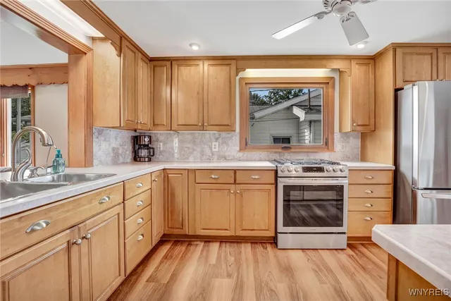 $899,000 | 1160 Stewart Avenue, Hanover, NY 14136