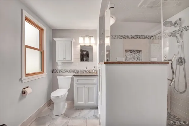 $899,000 | 1160 Stewart Avenue, Hanover, NY 14136