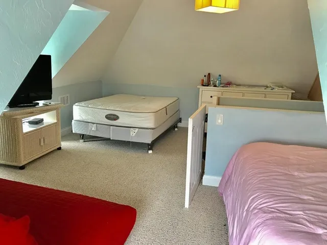 $3,200 | 37 R Street, Unit NOV TO JUNE, Hull, MA 02045