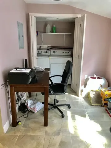 $3,200 | 37 R Street, Unit NOV TO JUNE, Hull, MA 02045