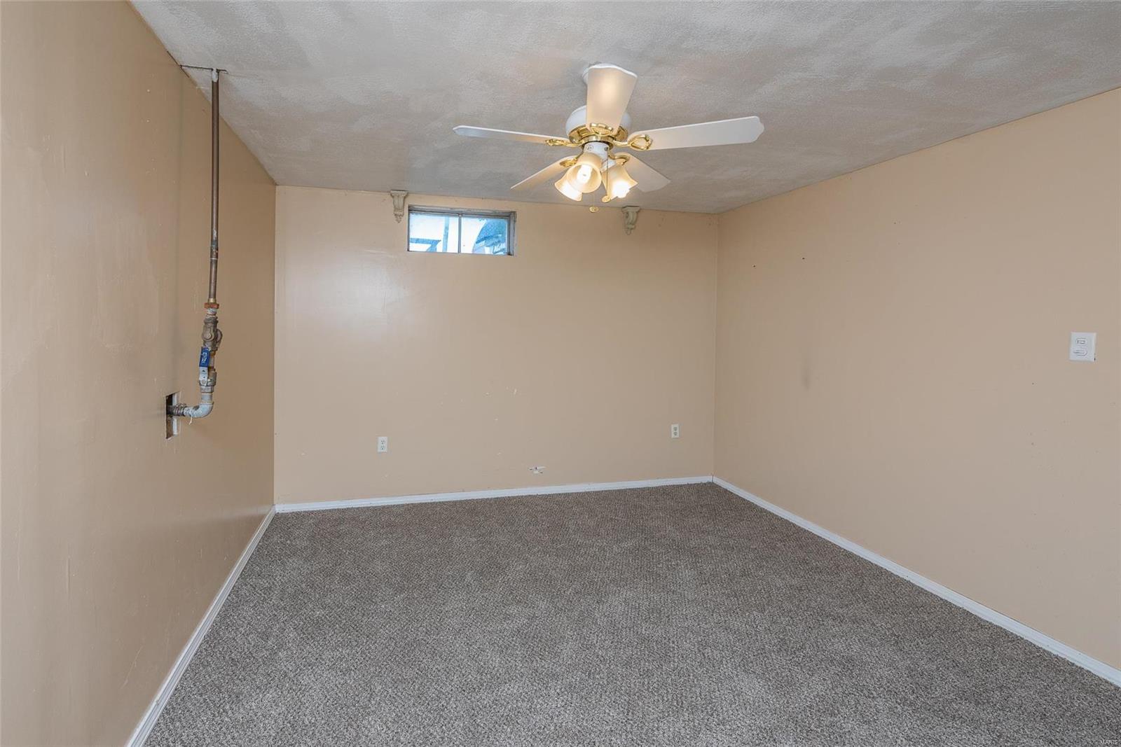 348 Blackjack Road Troy, IL 62294 - Photo 17 of 19