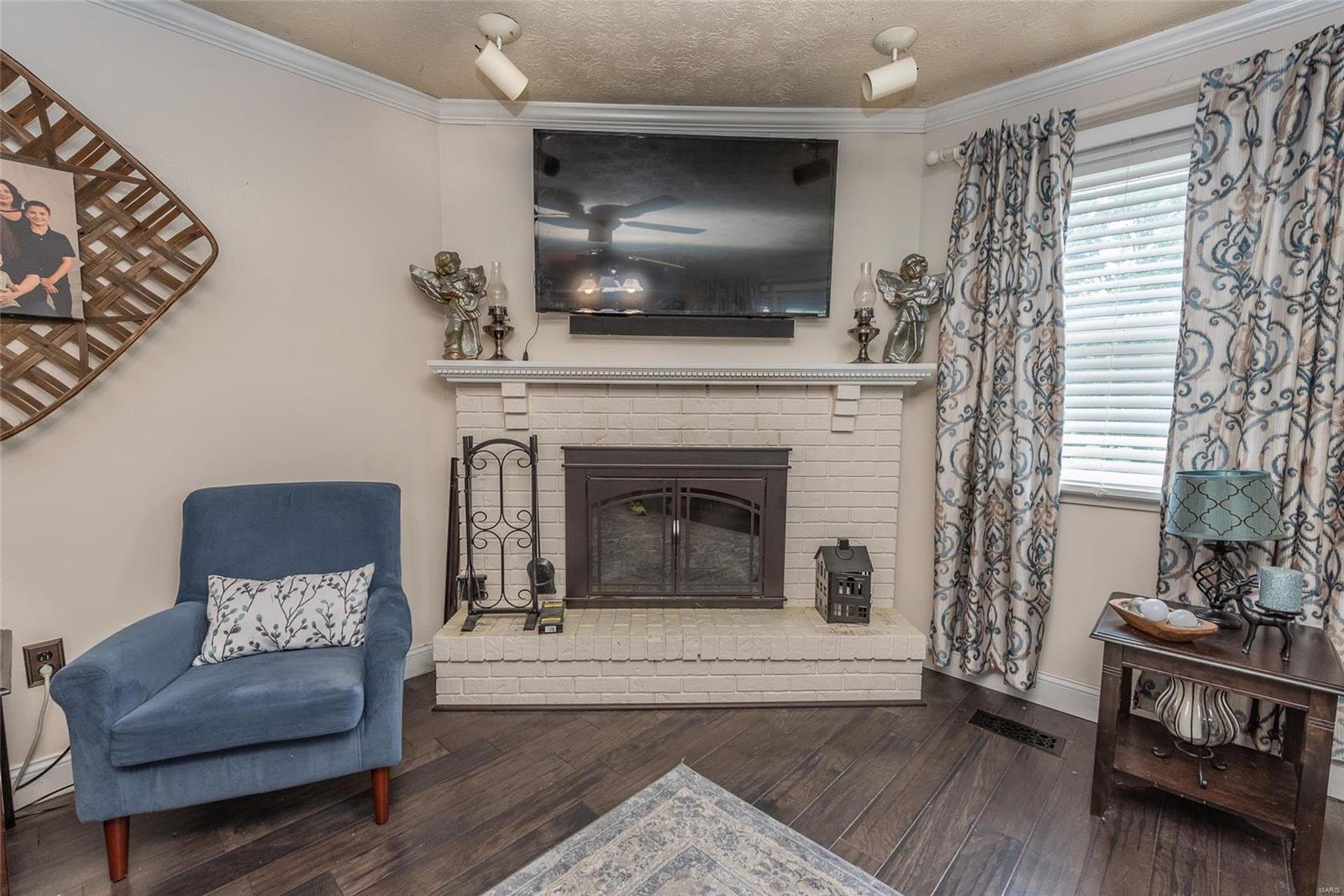 348 Blackjack Road Troy, IL 62294 - Photo 4 of 19