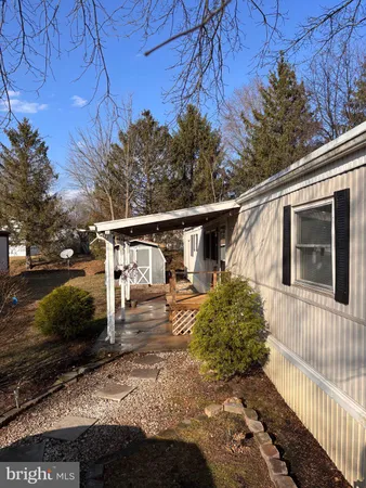 $114,500 | 7 Oak Drive, Spring City, PA 19475