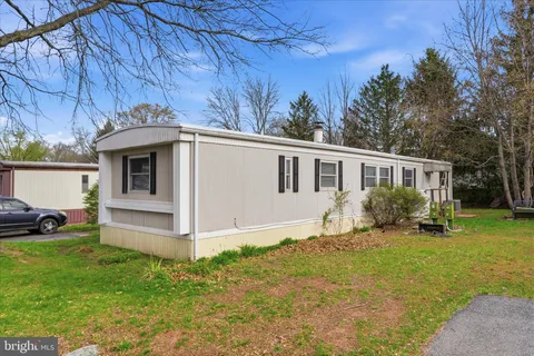 $105,000 | 7 Oak Drive, Spring City, PA 19475