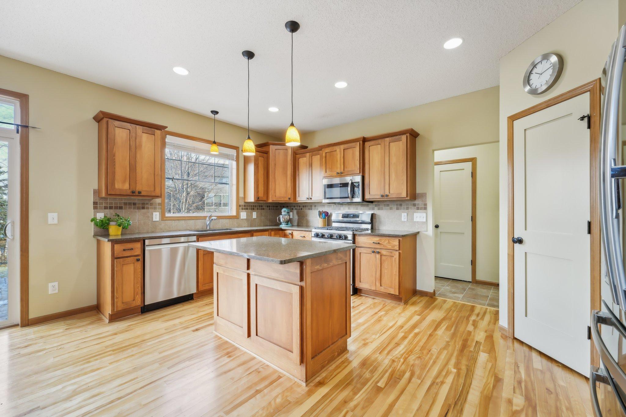 11310 Traverse Road Woodbury, MN 55129 - Photo 15 of 77 Gallery Image 15