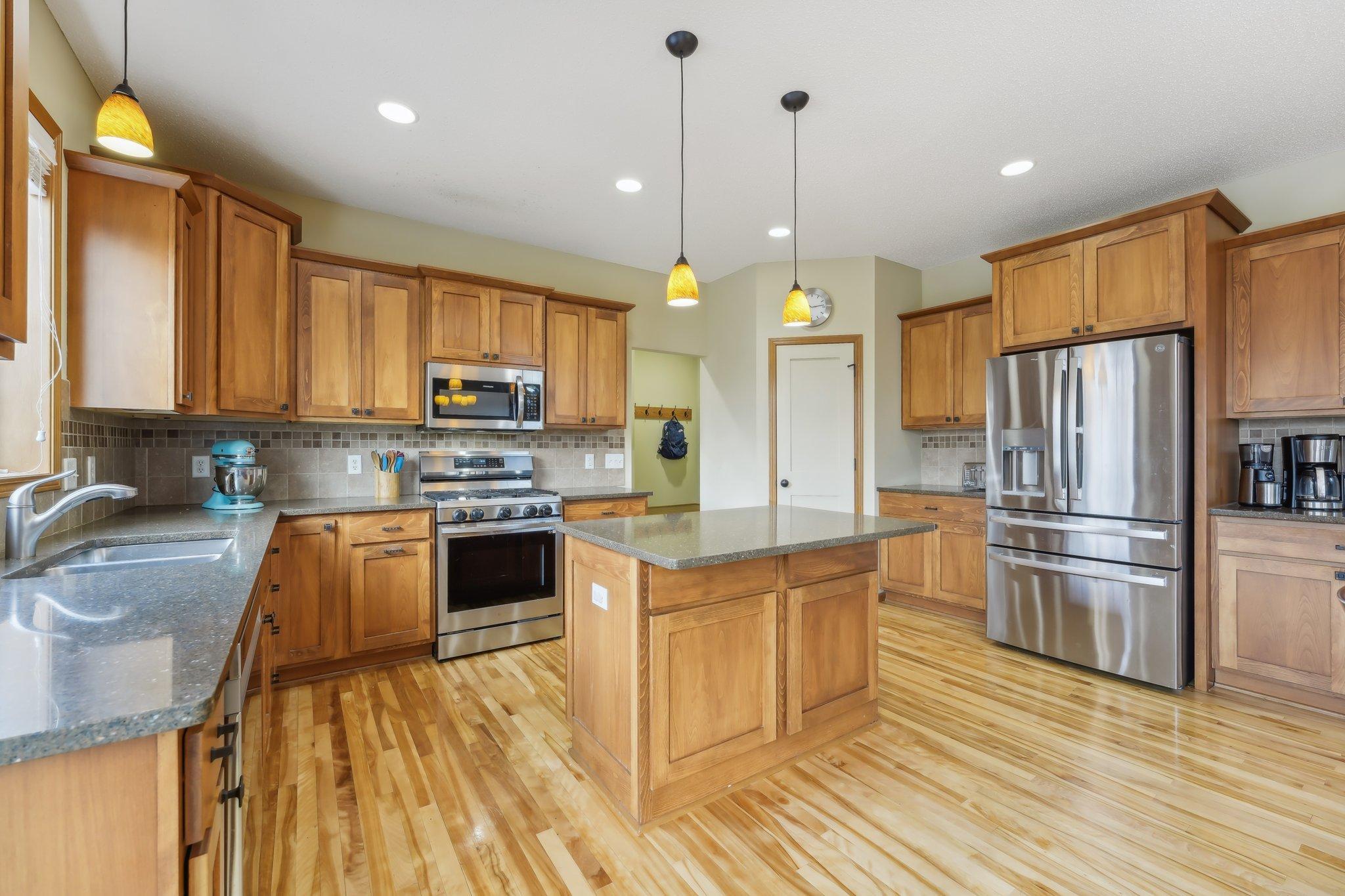 11310 Traverse Road Woodbury, MN 55129 - Photo 17 of 77 Gallery Image 17