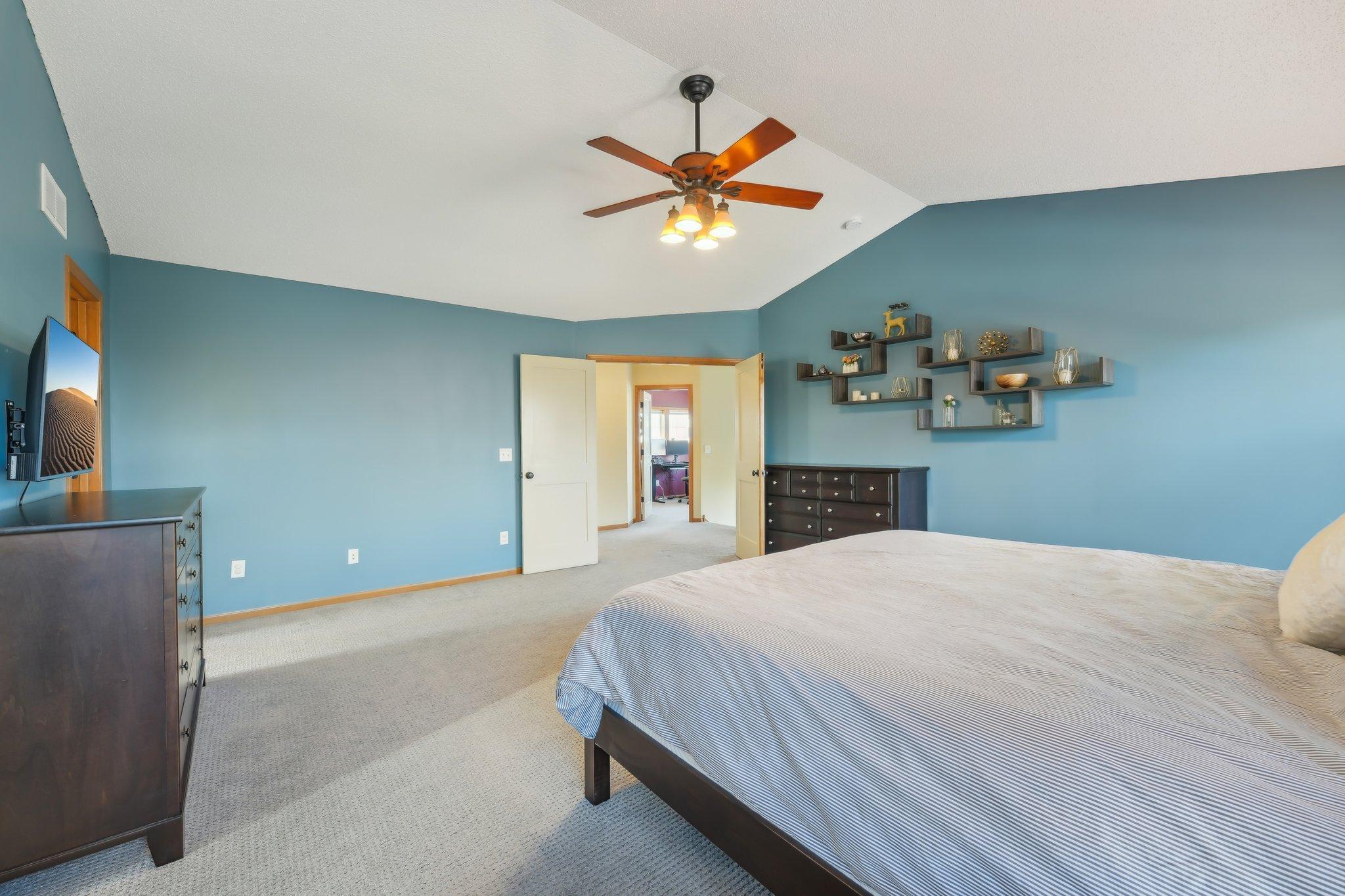 11310 Traverse Road Woodbury, MN 55129 - Photo 33 of 77 Gallery Image 33