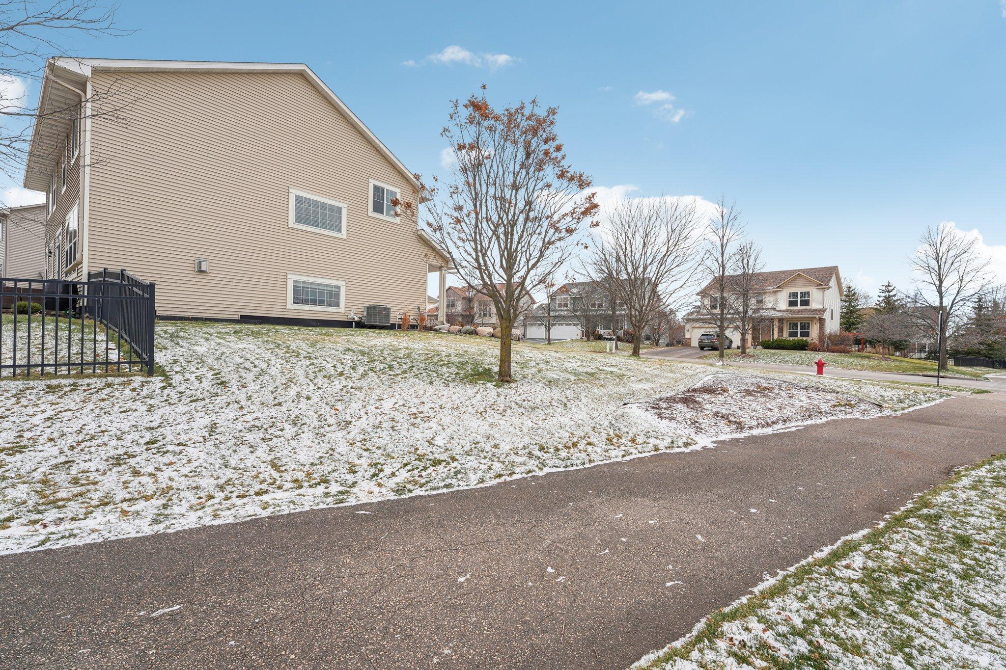 11310 Traverse Road Woodbury, MN 55129 - Photo 49 of 77 Gallery Image 49