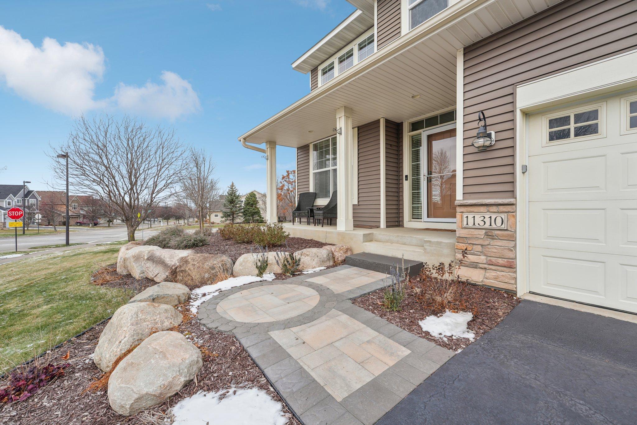 11310 Traverse Road Woodbury, MN 55129 - Photo 5 of 77 Gallery Image 5
