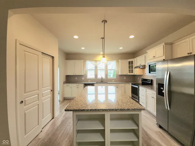 $330,000 | 4880 Dahlia Drive, Plainfield, IN 46168