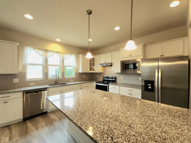 $330,000 | 4880 Dahlia Drive, Plainfield, IN 46168