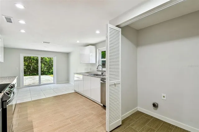 $400,000 | 16138 Manorwood Circle, Tampa, FL 33624