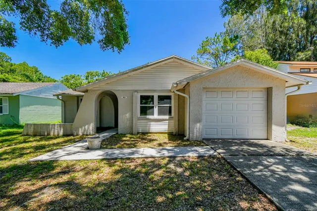 $400,000 | 16138 Manorwood Circle, Tampa, FL 33624