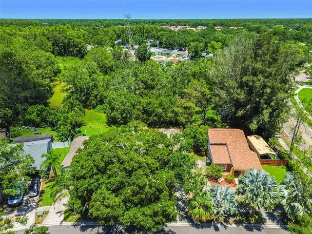 $400,000 | 16138 Manorwood Circle, Tampa, FL 33624