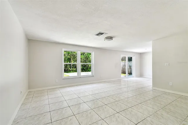 $400,000 | 16138 Manorwood Circle, Tampa, FL 33624