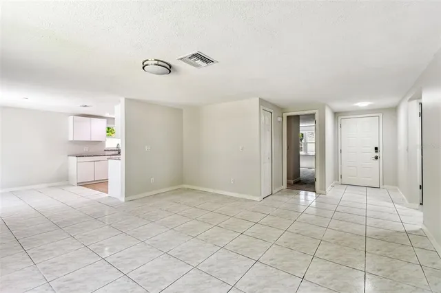 $400,000 | 16138 Manorwood Circle, Tampa, FL 33624